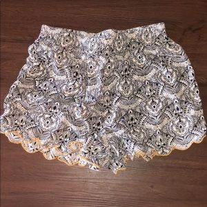 scalloped flowy shorts